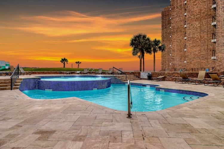 Vacation rental with a Pool in Port Aransas