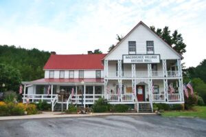 Nacoochee Village Antique Mall