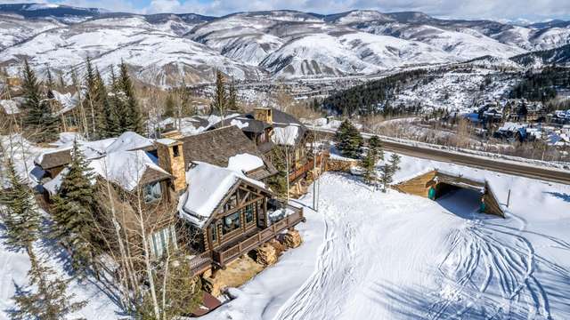 Ski In / Ski Out