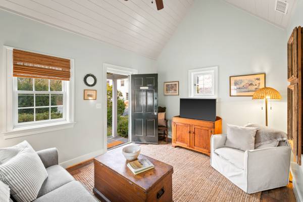 Hampshire Cottage Living Room