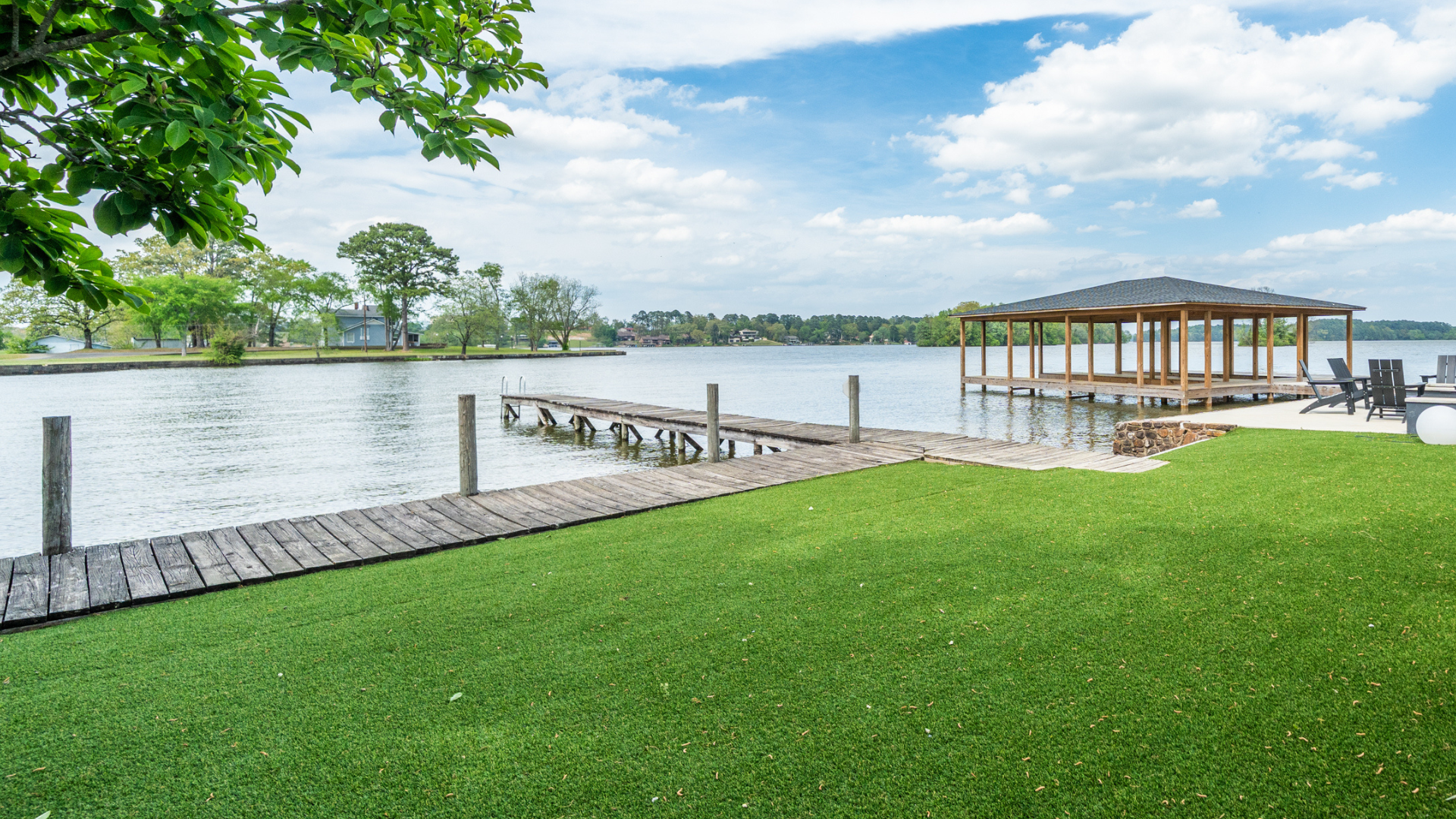 What to Do on Lake Hamilton: The Best Water Activities in Hot Springs, Arkansas