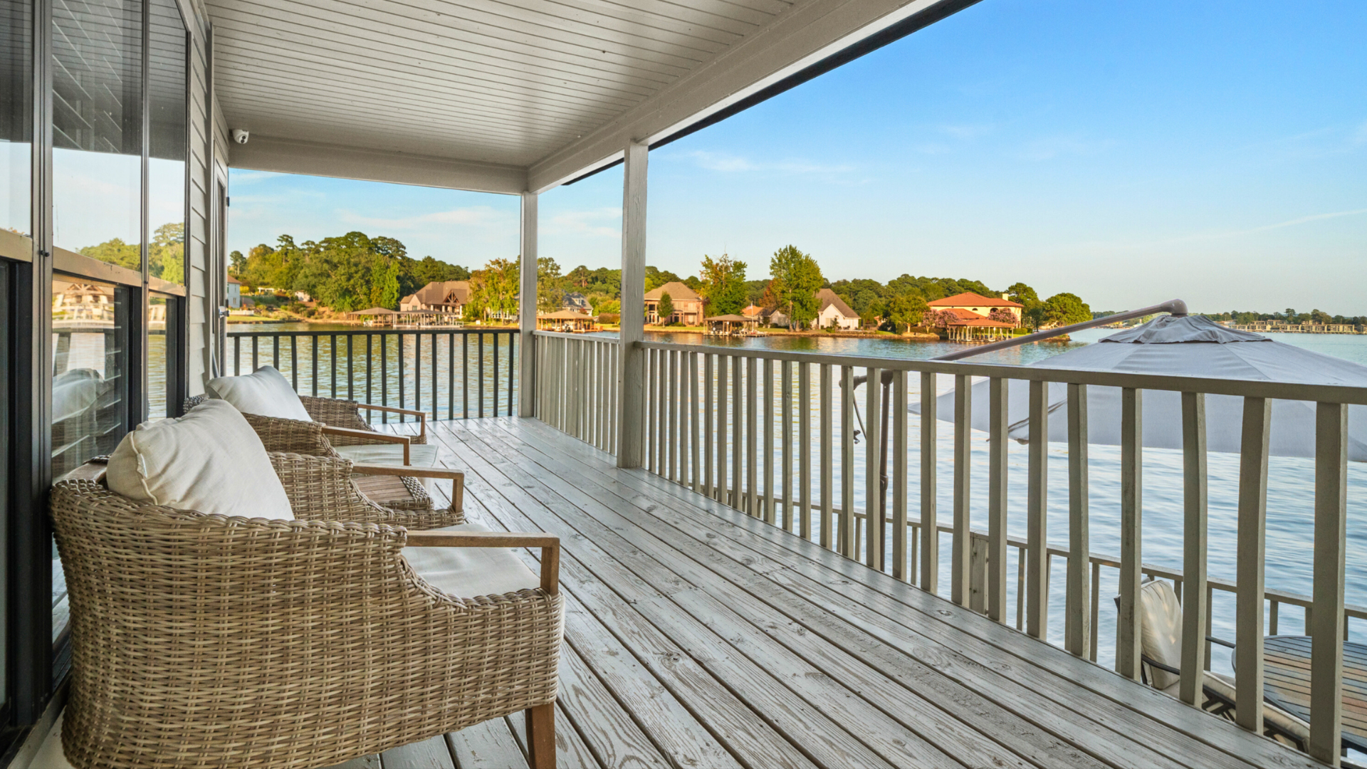 The Water Bungalow: A Cozy Lake Hamilton Stay That Still Feels Elevated