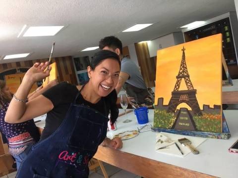 Karla Pallares - Social Media Marketing