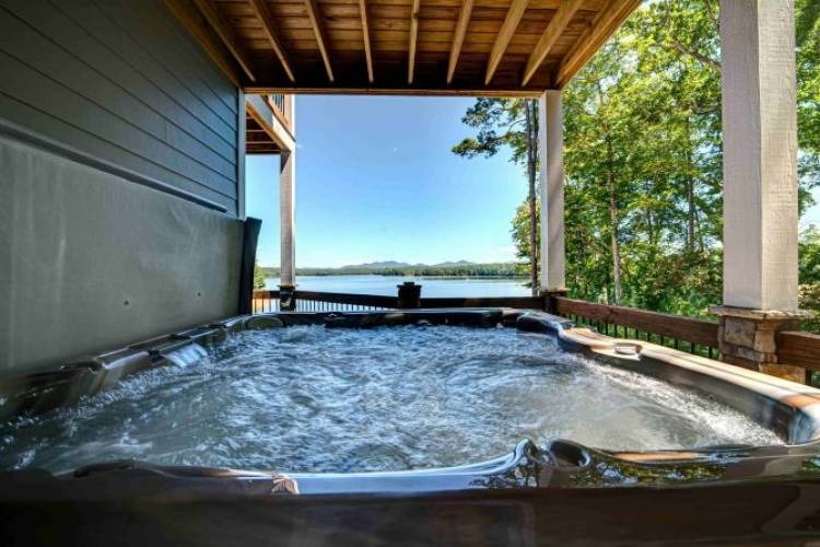 Heavenly Haven - Hot Tub