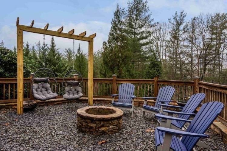 High Peak Hideaway