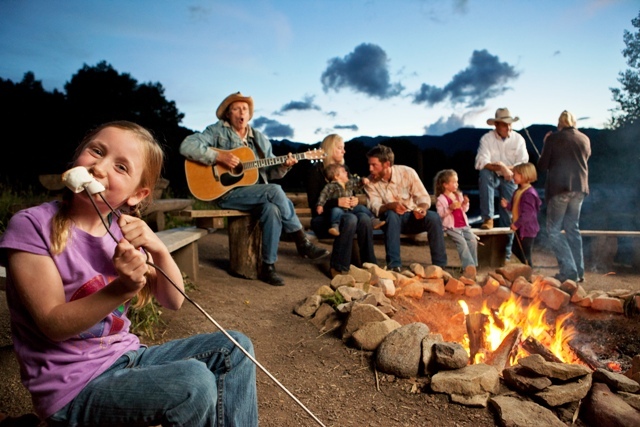 Sunset Dinner 4-Wheel Drive Excursion
