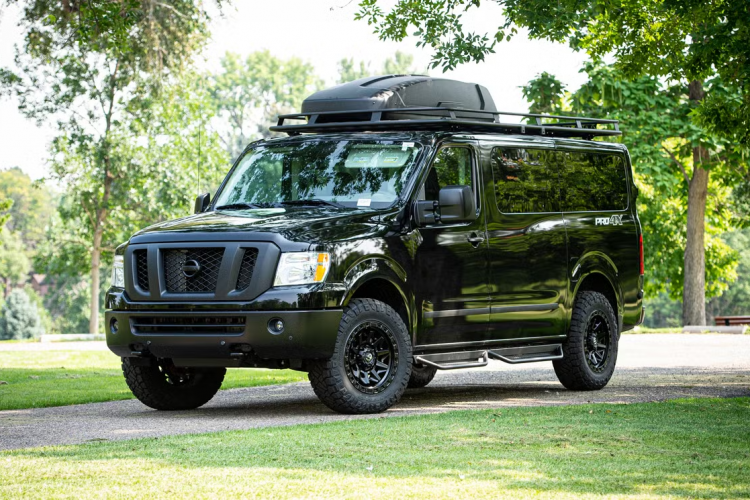 Did You Know We Have Cool 4×4 Vans?