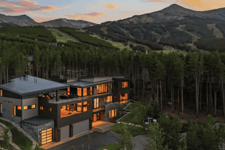 Auria – Breckenridge’s Peak 8 | A Private Five-Star Residence (Now Accepting Reservations)