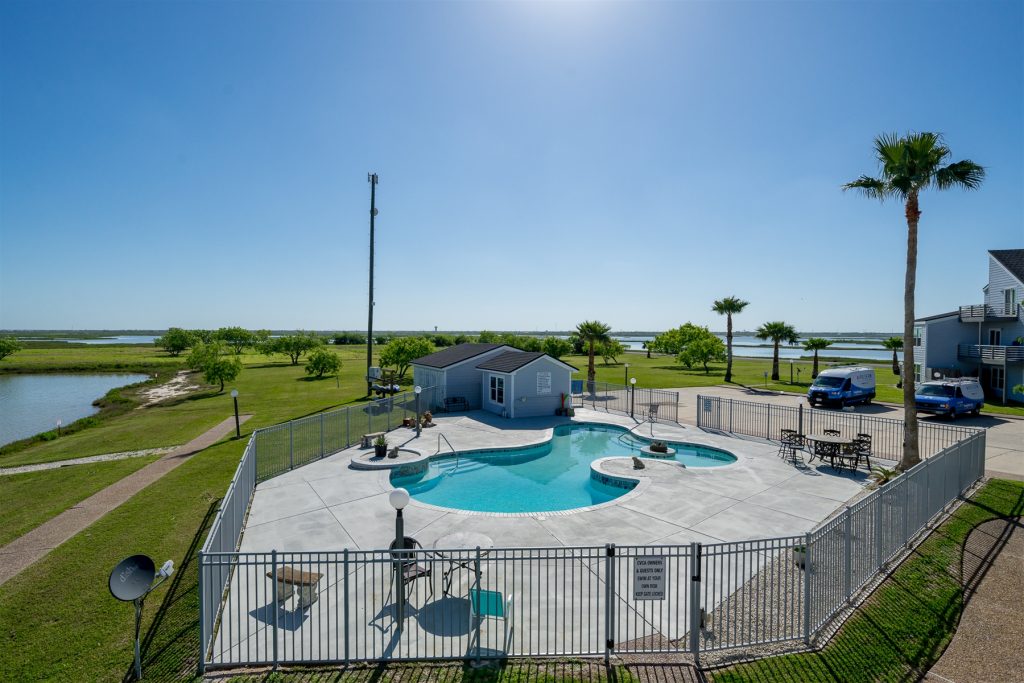 Leasing Properties 1001 Cape Velero A3