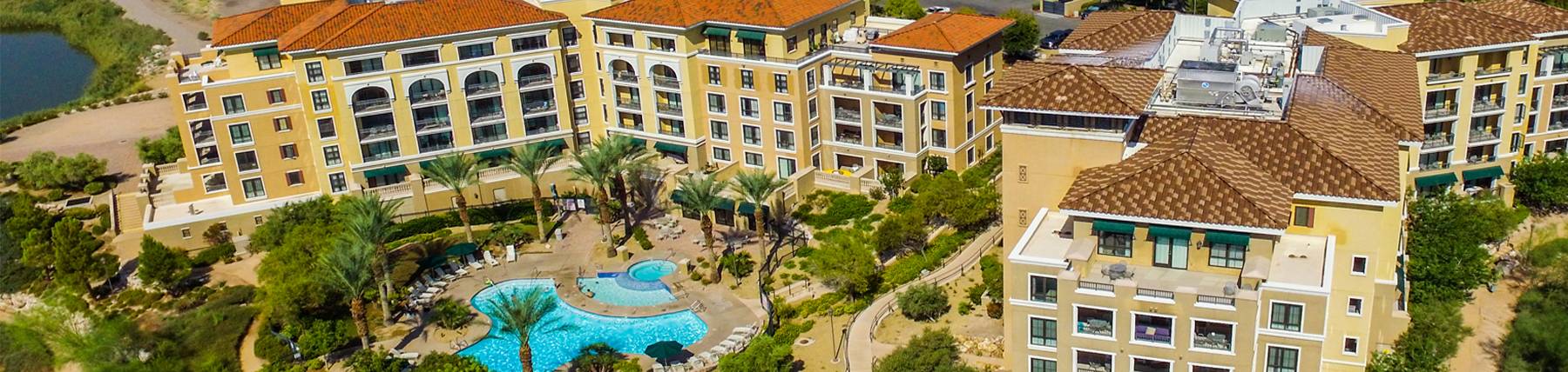 Lake-Las-Vegas-Resort-Rentals---Luna-East