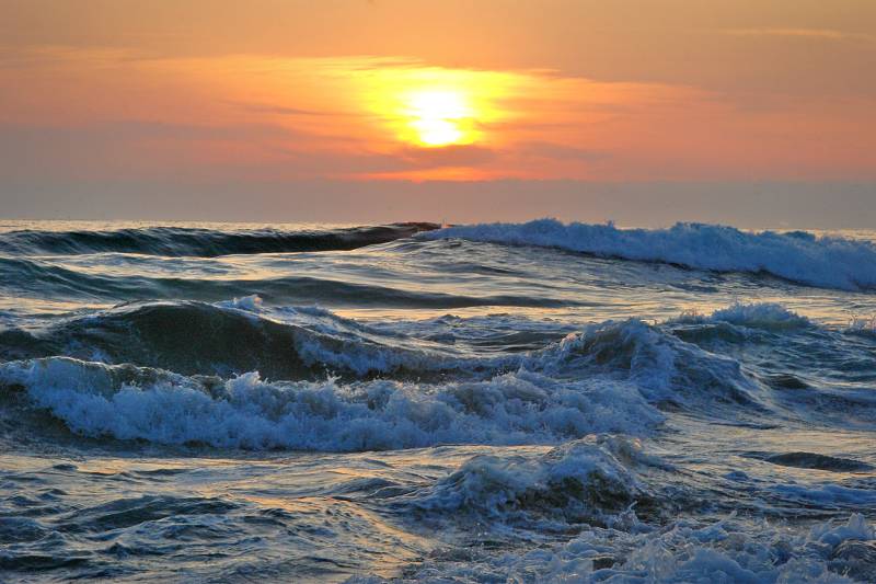 olas del océano pacífico