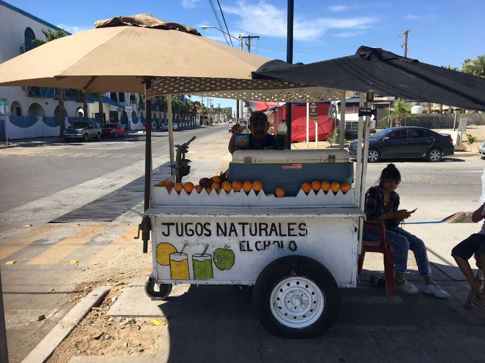 Los puestos de jugos se pueden encontrar en todo San Felipe