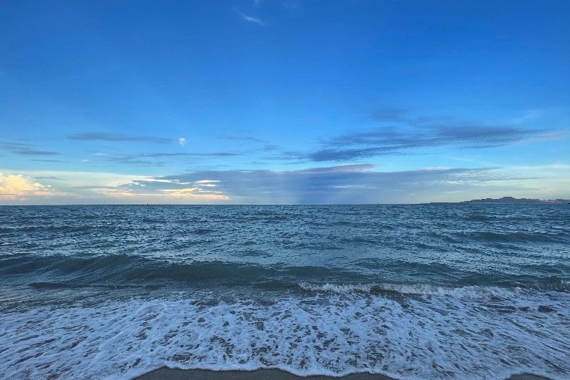 playa-san-felipe-orilla-olas-azul-baja-california