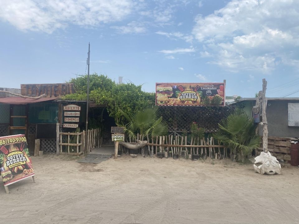 Coyote Burger y Ensalada San Felipe - Street View