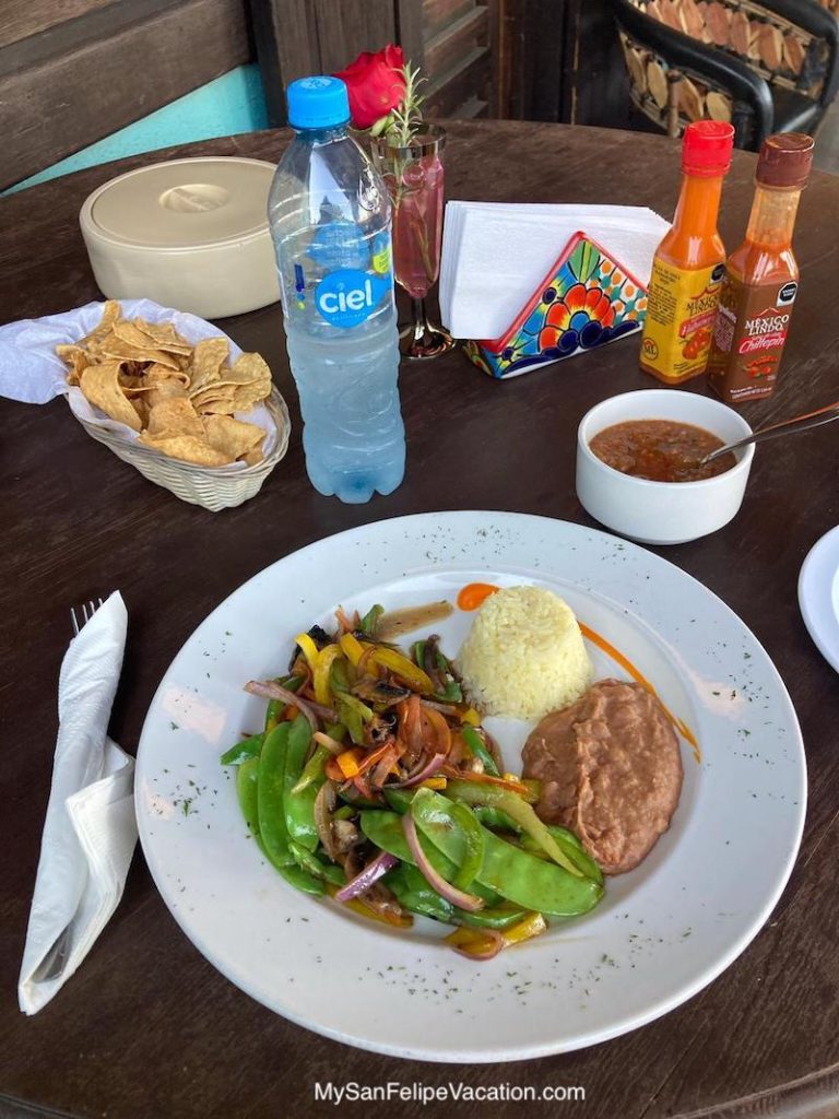 Plato Vegetariano en Restaurante La Vaquita San Felipe