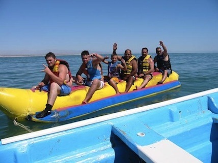 Paseo en bote banana en San Felipe México