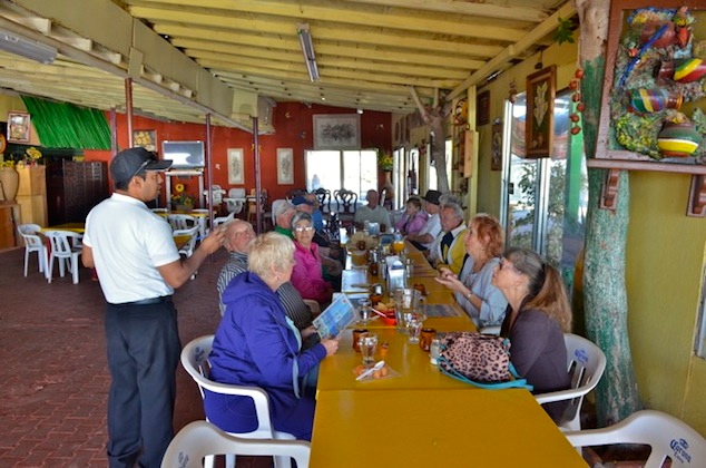Invitados en el restaurante La Morena