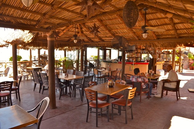 Taco Factory - Asientos al aire libre 2