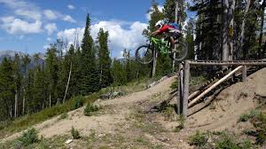 bigskyresortmountainbiking Different Spokes Bike Shop at Big Sky Resort