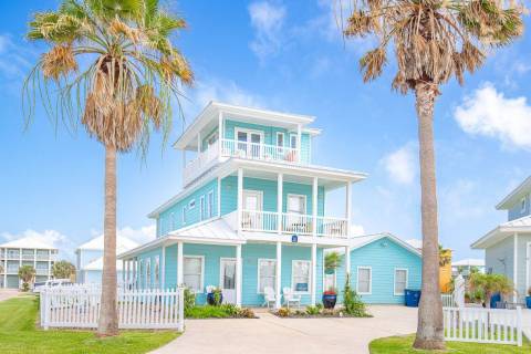 Why Vacation Rentals are the Best Places to Stay in Port Aransas