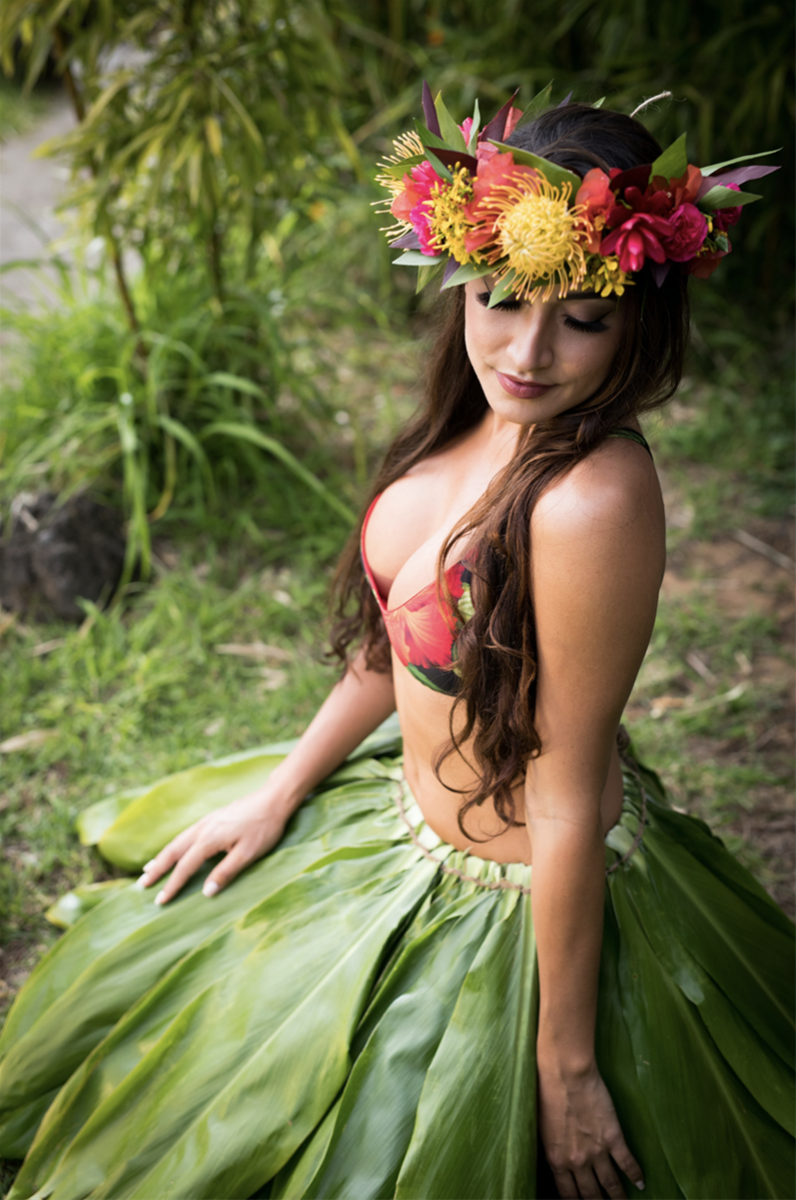 Photo Shoot with Island Girl Pin-Ups