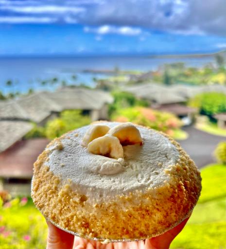Sample Maui`s Fine Cuisine and Drinks