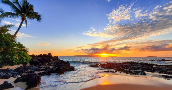 Maui’s “Secret Cove” Beach (Pa’ako Beach)