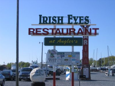 Irish Eyes Pub and Restaurant