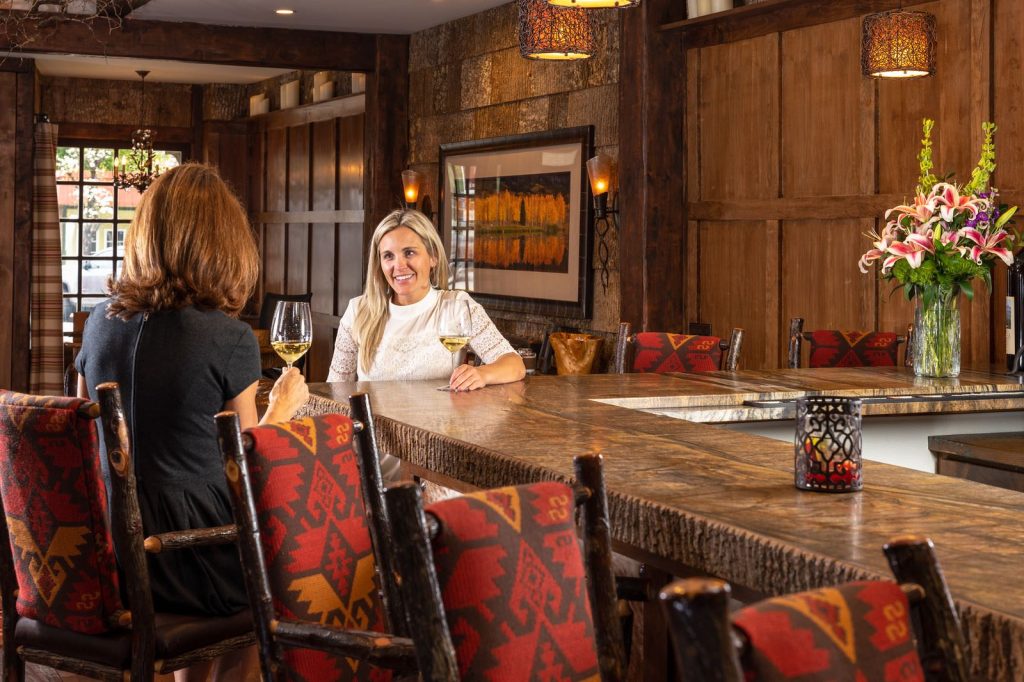 Bar and lobby