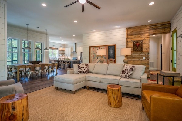 Monthly Rental from White Squirrel Realty